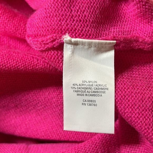 Reitmans Fuchsia Pink Cashmere Blend V-Neck Sweater Women’s Small Petite - Picture 7 of 7